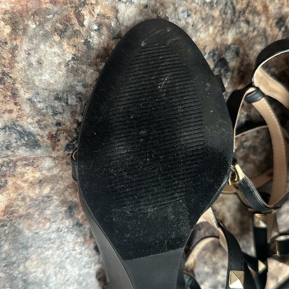 VENUS Gladiator Studded Wedge Heels size 6.5 - Picture 8 of 8
